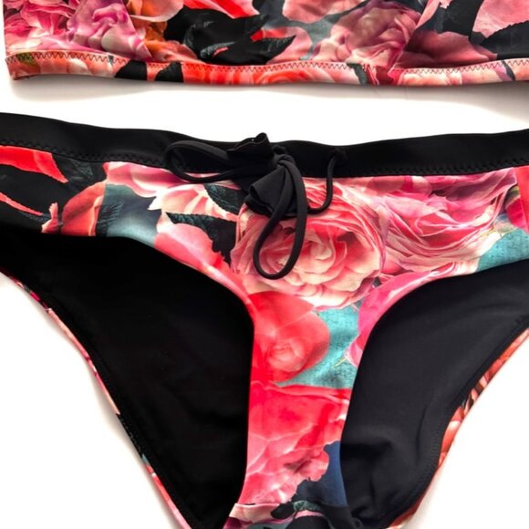 Lululemon 6 Bathing Suit Reversible Bottoms Roses - Picture 6 of 8